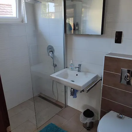 Puespoek Haz - Apartament *